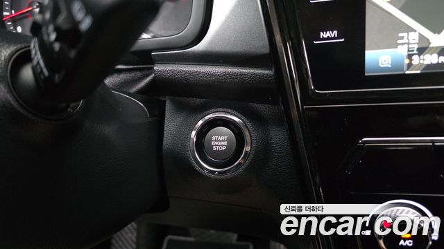KG Mobility (SsangYong) Very New Tivoli Gasoline 1.5 2WD V1 2021 — фото 27