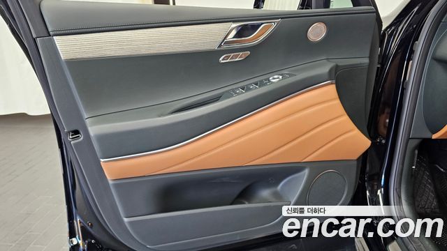 Genesis GV80 2.5T Gasoline 2WD 2024 — фото 24