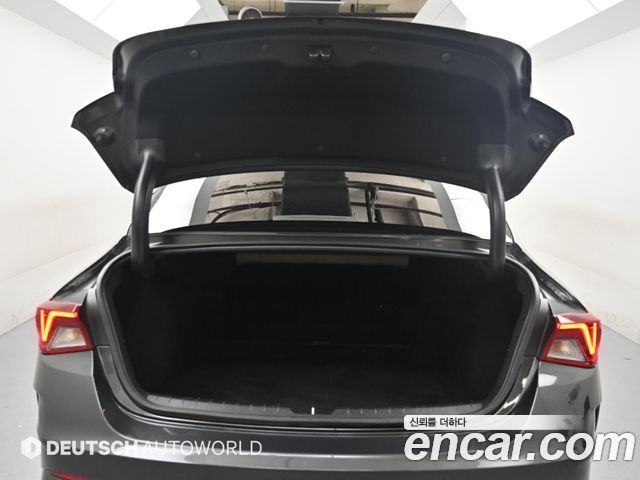 Kia K5 Hybrid (III) Prestige 2022 — фото 23