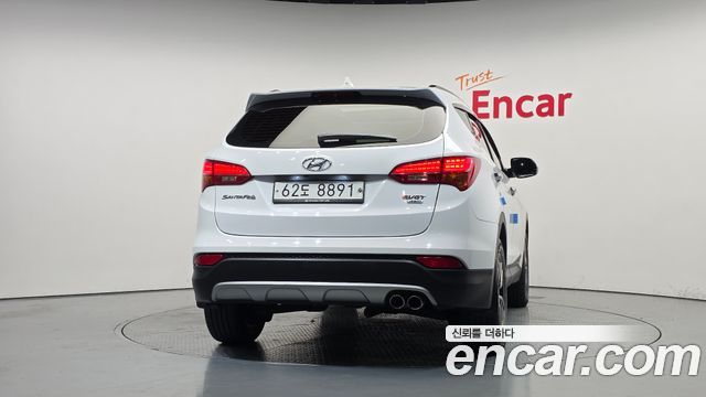 Hyundai Santa Fe (DM) Diesel(e-VGT) 2.0 4WD Exclusive Special 2015 — фото 4
