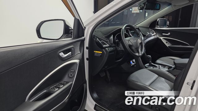 Hyundai Santa Fe (DM) Diesel(e-VGT) 2.0 4WD Exclusive Special 2015 — фото 10