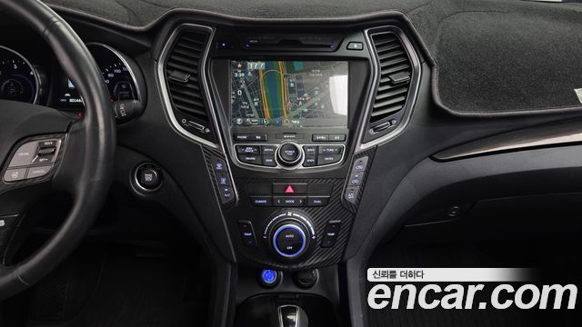 Hyundai Santa Fe (DM) Diesel(e-VGT) 2.0 4WD Exclusive Special 2015 — фото 15