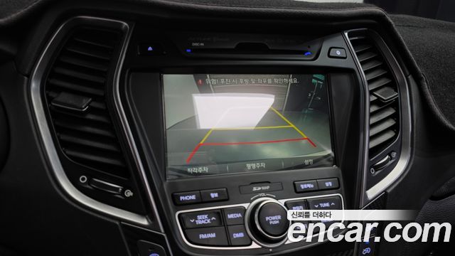 Hyundai Santa Fe (DM) Diesel(e-VGT) 2.0 4WD Exclusive Special 2015 — фото 16