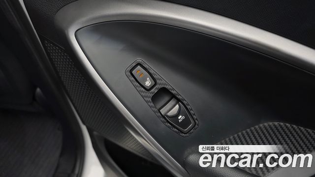 Hyundai Santa Fe (DM) Diesel(e-VGT) 2.0 4WD Exclusive Special 2015 — фото 18