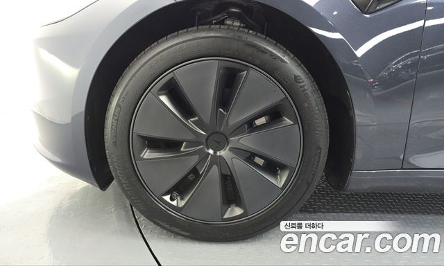 Tesla Model 3 Long Range AWD 2024 — фото 5