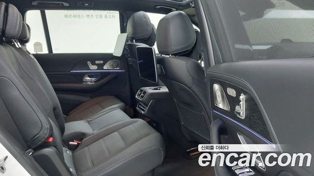Mercedes-Benz GLS-Class (X167) GLS450 4MATIC 2025 — фото 10