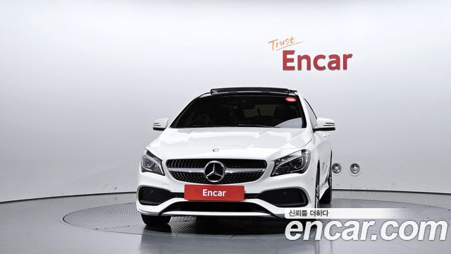 Mercedes-Benz CLA-Class (C117) CLA220 AMG Line 2018 — фото 3