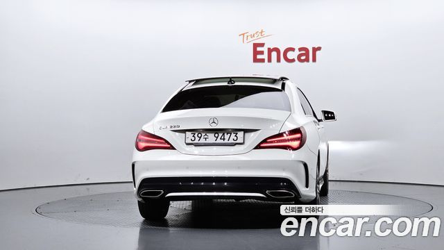 Mercedes-Benz CLA-Class (C117) CLA220 AMG Line 2018 — фото 4