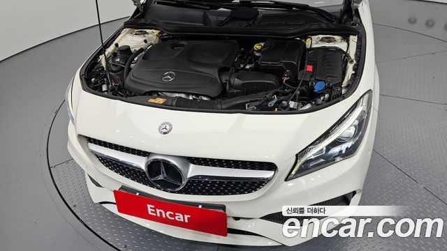 Mercedes-Benz CLA-Class (C117) CLA220 AMG Line 2018 — фото 6