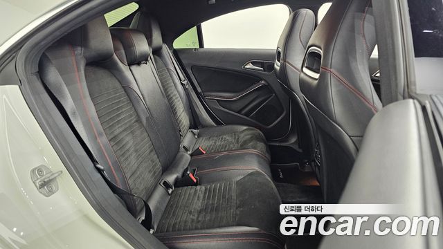 Mercedes-Benz CLA-Class (C117) CLA220 AMG Line 2018 — фото 11