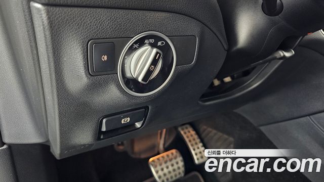 Mercedes-Benz CLA-Class (C117) CLA220 AMG Line 2018 — фото 19