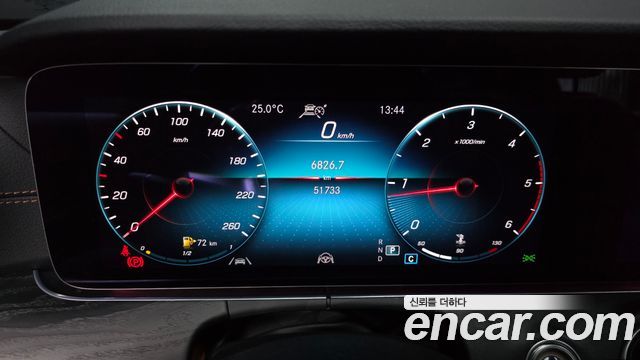 Mercedes-Benz E-Class (W213) E220d 4MATIC AMG Line 2021 — фото 8