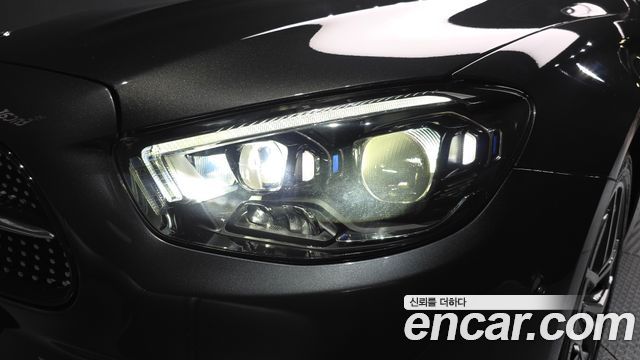 Mercedes-Benz E-Class (W213) E220d 4MATIC AMG Line 2021 — фото 22