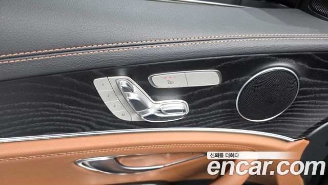 Mercedes-Benz E-Class (W213) E220d 4MATIC AMG Line 2021 — фото 28