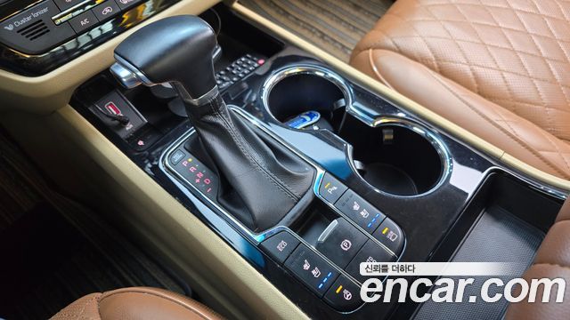 Kia Carnival Gasoline 9-seater Limousine(Special vehicle) 2019 — фото 9