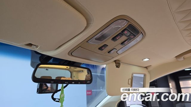 Kia Carnival Gasoline 9-seater Limousine(Special vehicle) 2019 — фото 17
