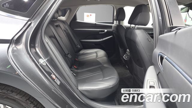 Hyundai Sonata Hybrid (DN8) Premium Family 2021 — фото 12
