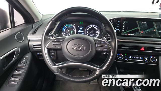 Hyundai Sonata Hybrid (DN8) Premium Family 2021 — фото 13