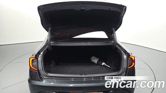 Hyundai Sonata Hybrid (DN8) Premium Family 2021 — фото 20