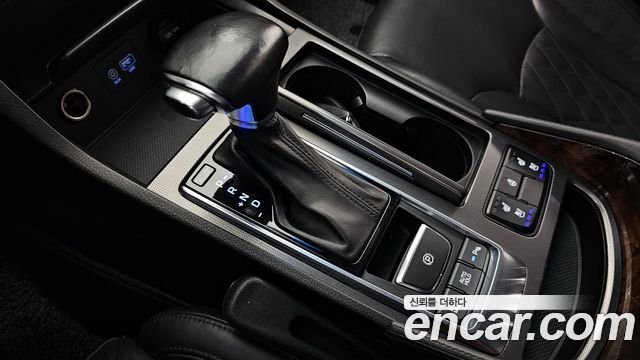 Hyundai Aslan G330 Premium 2016 — фото 9