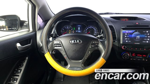 Kia K3 Trendy 2014 — фото 13