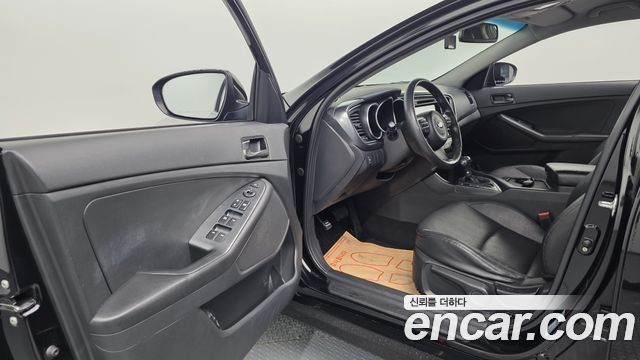 Kia K5 LPI Luxury 2014 — фото 10