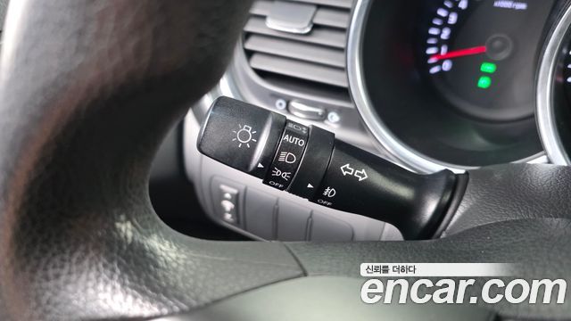 Kia K5 LPI Luxury 2014 — фото 37