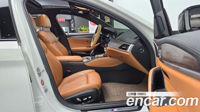 BMW 5 Series (G30) 520d M Sport Package Plus 2017 — фото 32