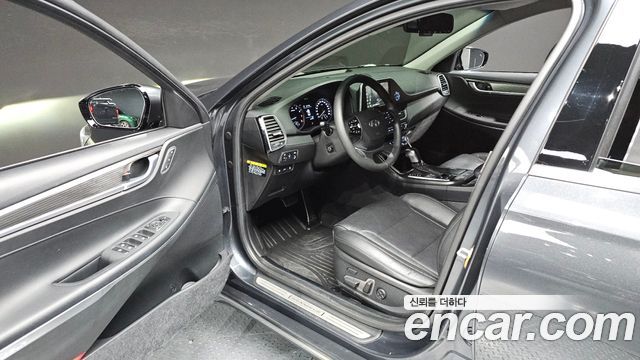 Hyundai Grandeur (IG) 2.4 Premium Special 2018 — фото 10