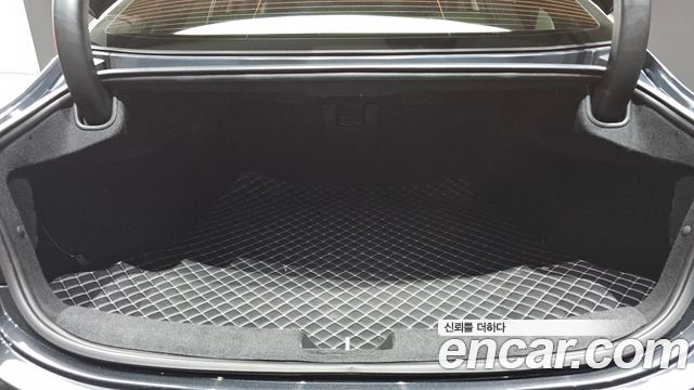 Hyundai Grandeur (IG) 2.4 Premium Special 2018 — фото 31