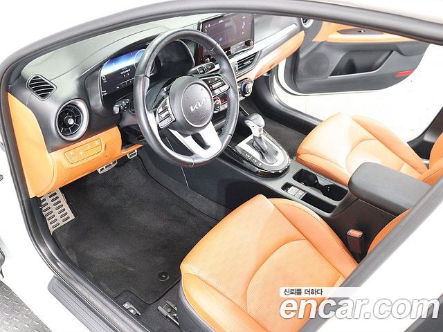 Kia K3 (II) 1.6 Prestige 2024 — фото 21