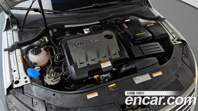 Volkswagen CC 2.0 TDI BlueMotion 2014 — фото 6