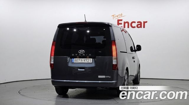 Hyundai Staria Cargo 5-Seater Modern 2023 — фото 4
