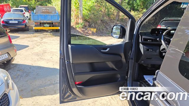 Hyundai Staria Cargo 5-Seater Modern 2023 — фото 24