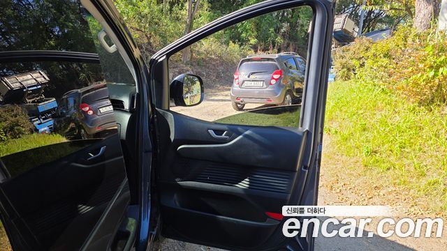 Hyundai Staria Cargo 5-Seater Modern 2023 — фото 25