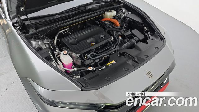 Toyota Crown Crossover 2.5 4WD Hybrid 2025 — фото 6