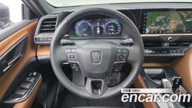 Toyota Crown Crossover 2.5 4WD Hybrid 2025 — фото 13
