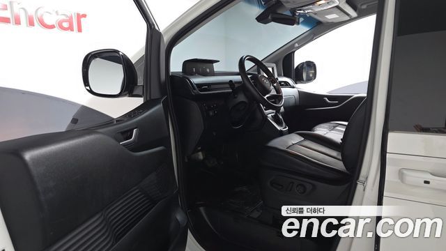 Hyundai Staria L3.5 Tourer 9-Seater Modern 2022 — фото 10
