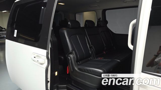 Hyundai Staria L3.5 Tourer 9-Seater Modern 2022 — фото 11