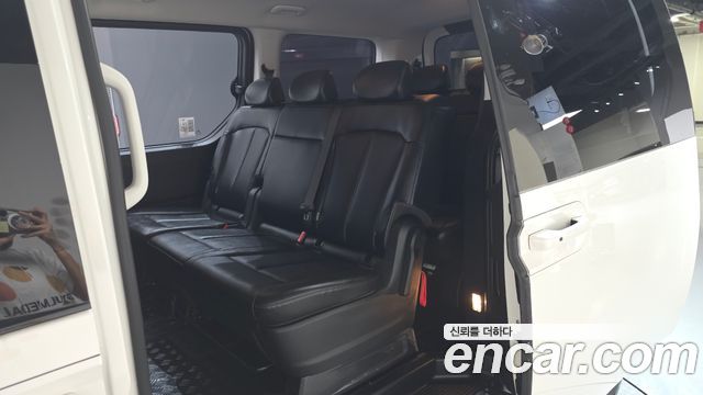 Hyundai Staria L3.5 Tourer 9-Seater Modern 2022 — фото 12