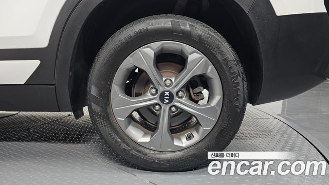 Kia Seltos Diesel 1.6 2WD Trendy 2022 — фото 21