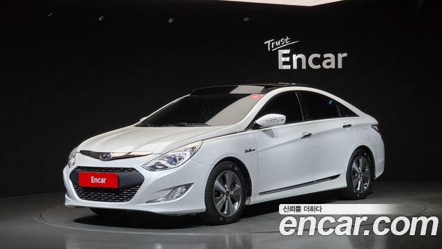 Hyundai Sonata Hybrid 2.0 Royal
