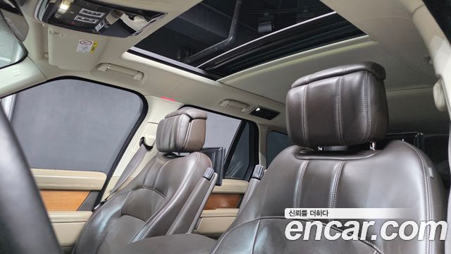 Land Rover Range Rover (IV) 4.4 SDV8 AB DIESEL 2018 — фото 18