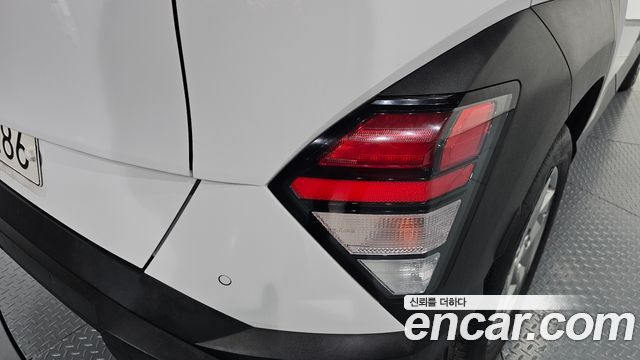 Hyundai Kona (SX2) Gasoline 1.6 Turbo 2WD Modern 2023 — фото 23