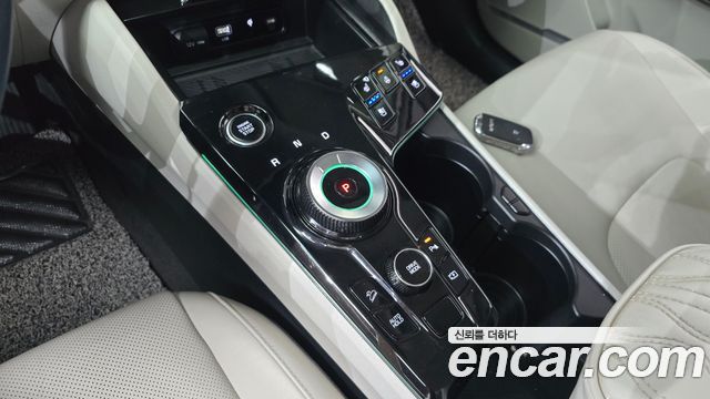Kia Sportage Hybrid (V) Signature Gravity 2WD 2022 — фото 9