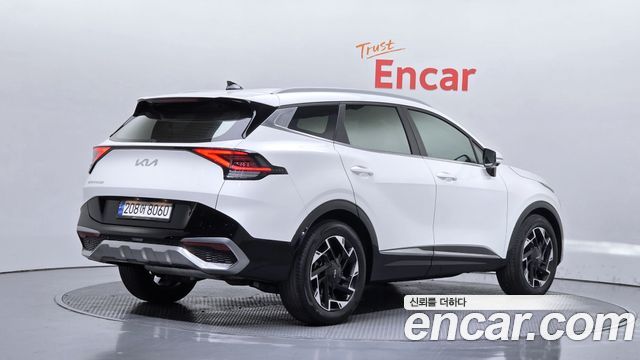 Kia Sportage (V) Gasoline 1.6 Turbo 2WD Signature 2023 — фото 2