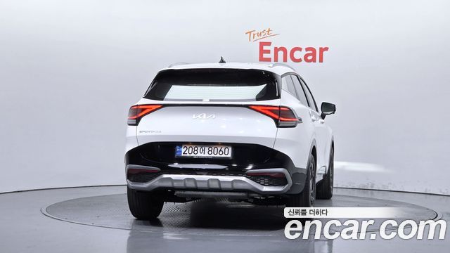 Kia Sportage (V) Gasoline 1.6 Turbo 2WD Signature 2023 — фото 4