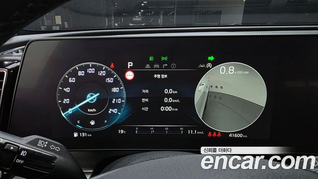 Kia Sportage (V) Gasoline 1.6 Turbo 2WD Signature 2023 — фото 8
