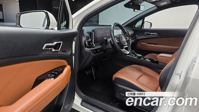 Kia Sportage (V) Gasoline 1.6 Turbo 2WD Signature 2023 — фото 10