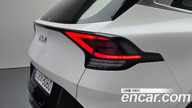Kia Sportage (V) Gasoline 1.6 Turbo 2WD Signature 2023 — фото 23